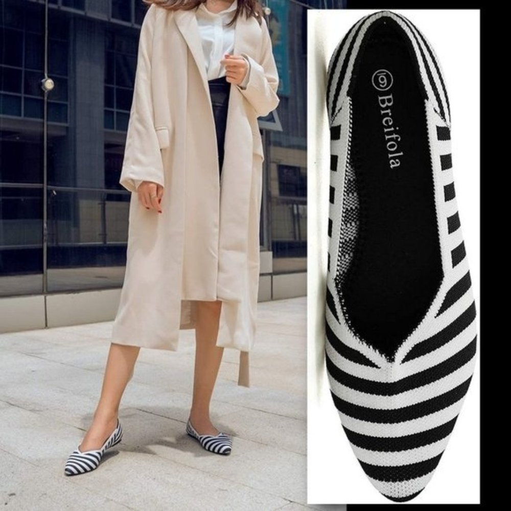 Black & White Striped Pointed Toe Knit Texture Ballet Flats  NEW!!
